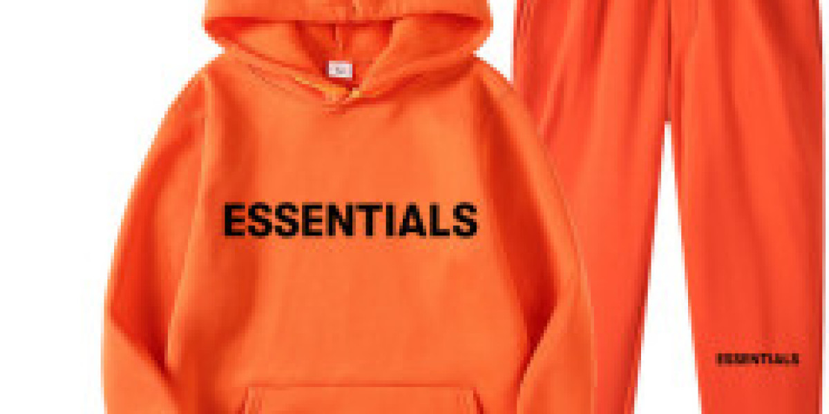 The Perfect Blend of Functionality and Fashion: Why Essentials Tracksuit Are a Must-Have